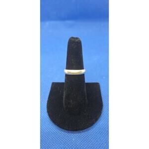 Vintage 925 Sterling Silver wedding band type ring Size 6.75- love lasts forever